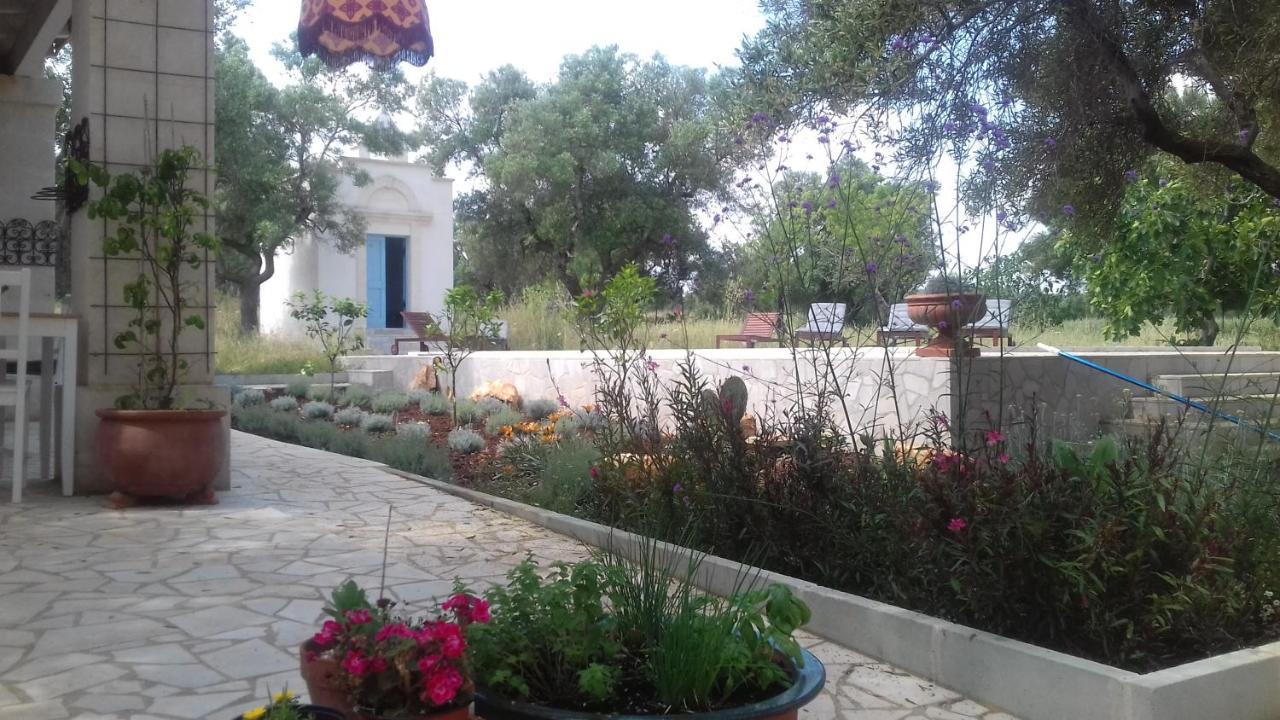 The Proud Garden Bed & Breakfast Carovigno Exterior photo