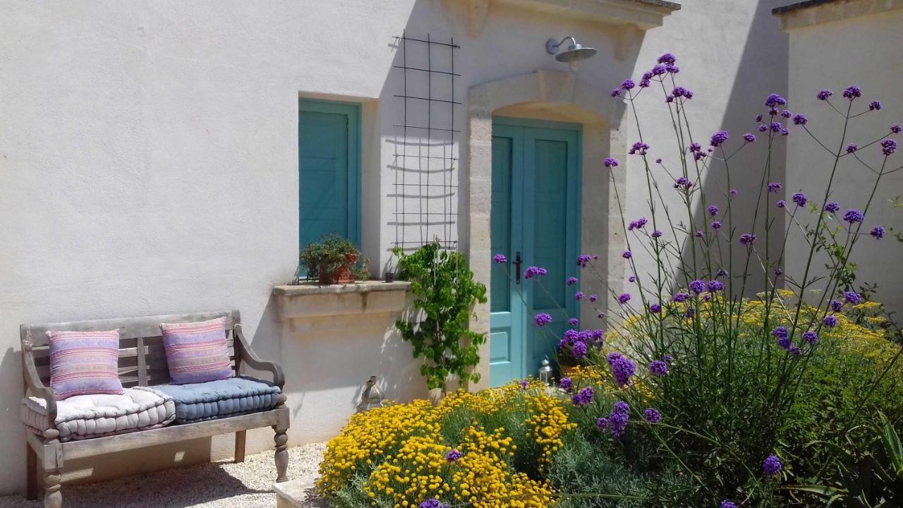 The Proud Garden Bed & Breakfast Carovigno Exterior photo